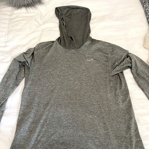 Nike men’s training hoodie. Size large in good condition.